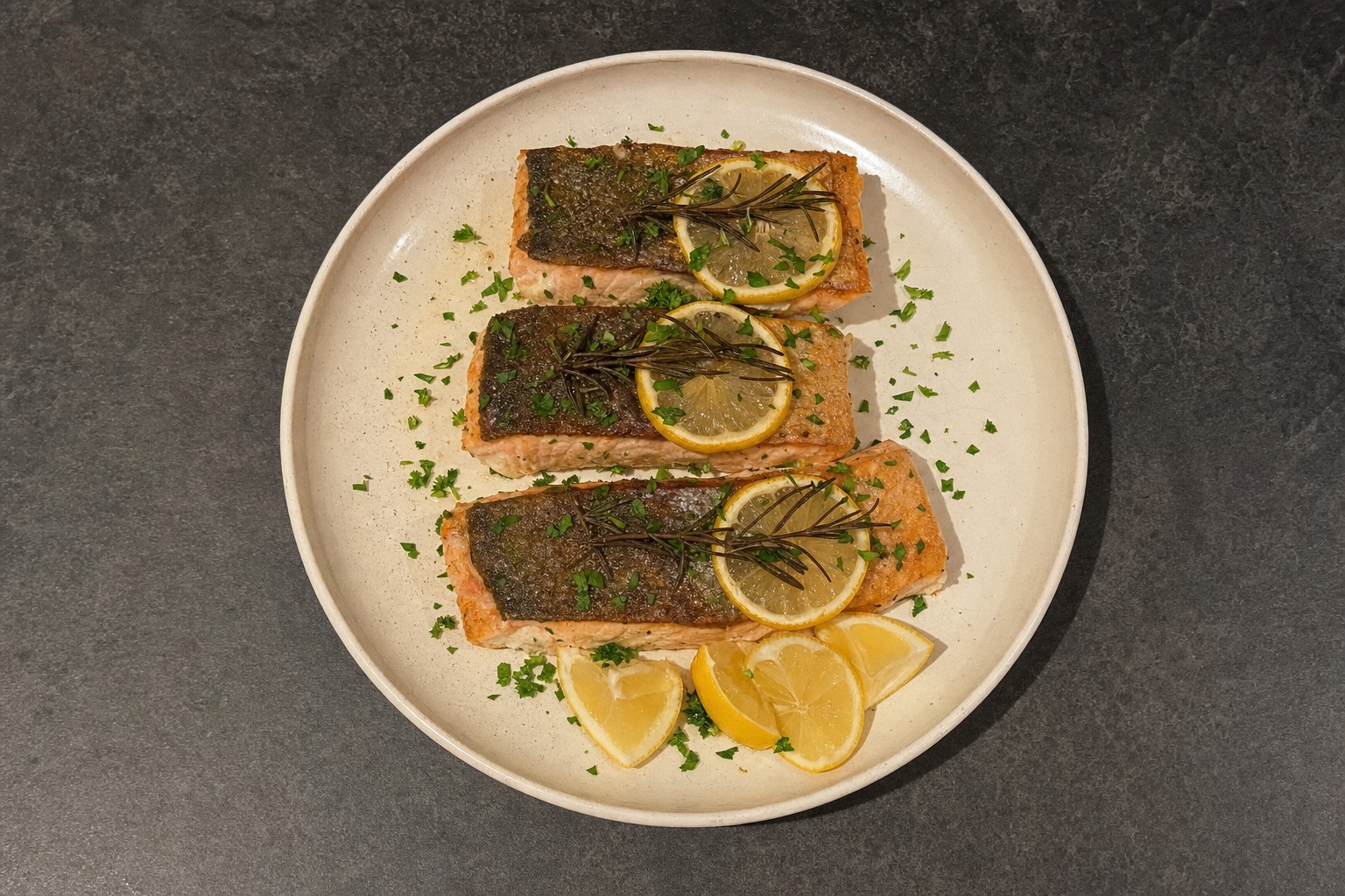 Salmão na Air Fryer com Limão e Ervas