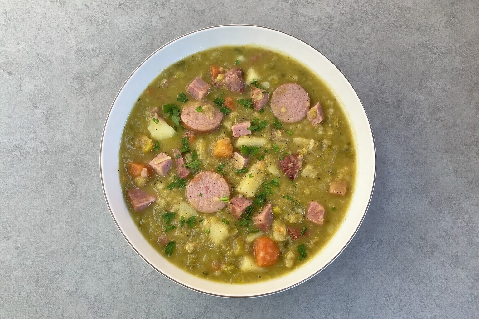 Erbsensuppe