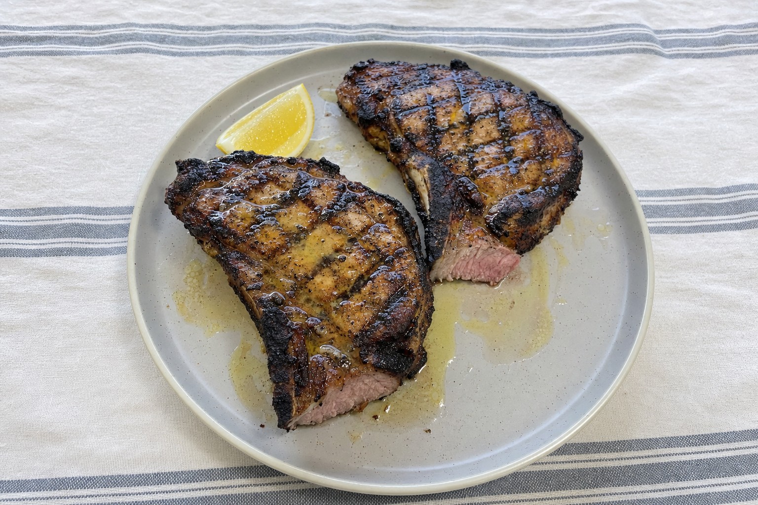 Costeletas de Porco Grelhadas
