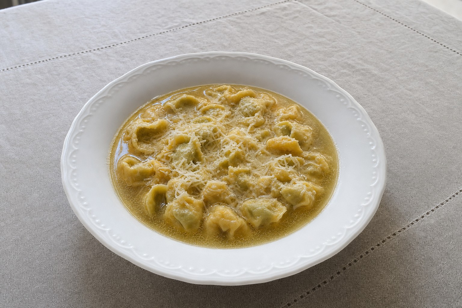 Tortellini in Brodo