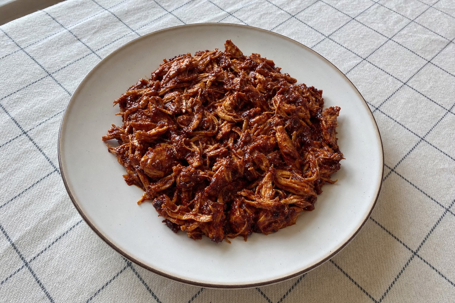 Frango Desfiado ao Molho BBQ