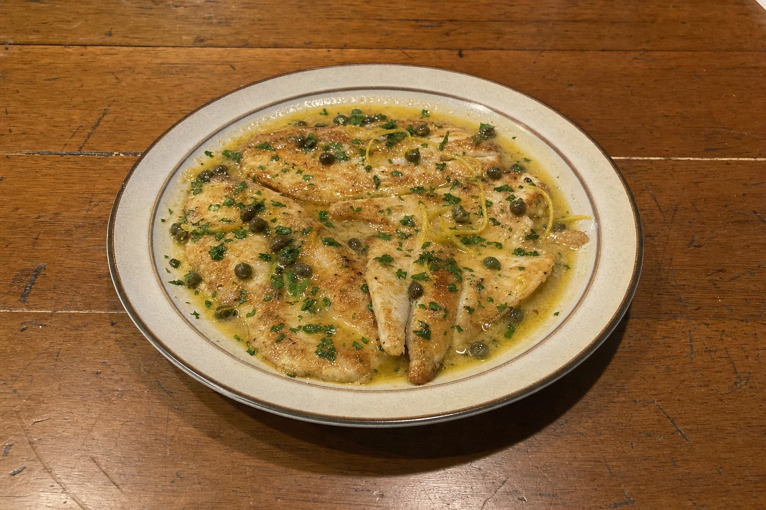 Filetes de Dourada na Frigideira com Limão e Alcaparras
