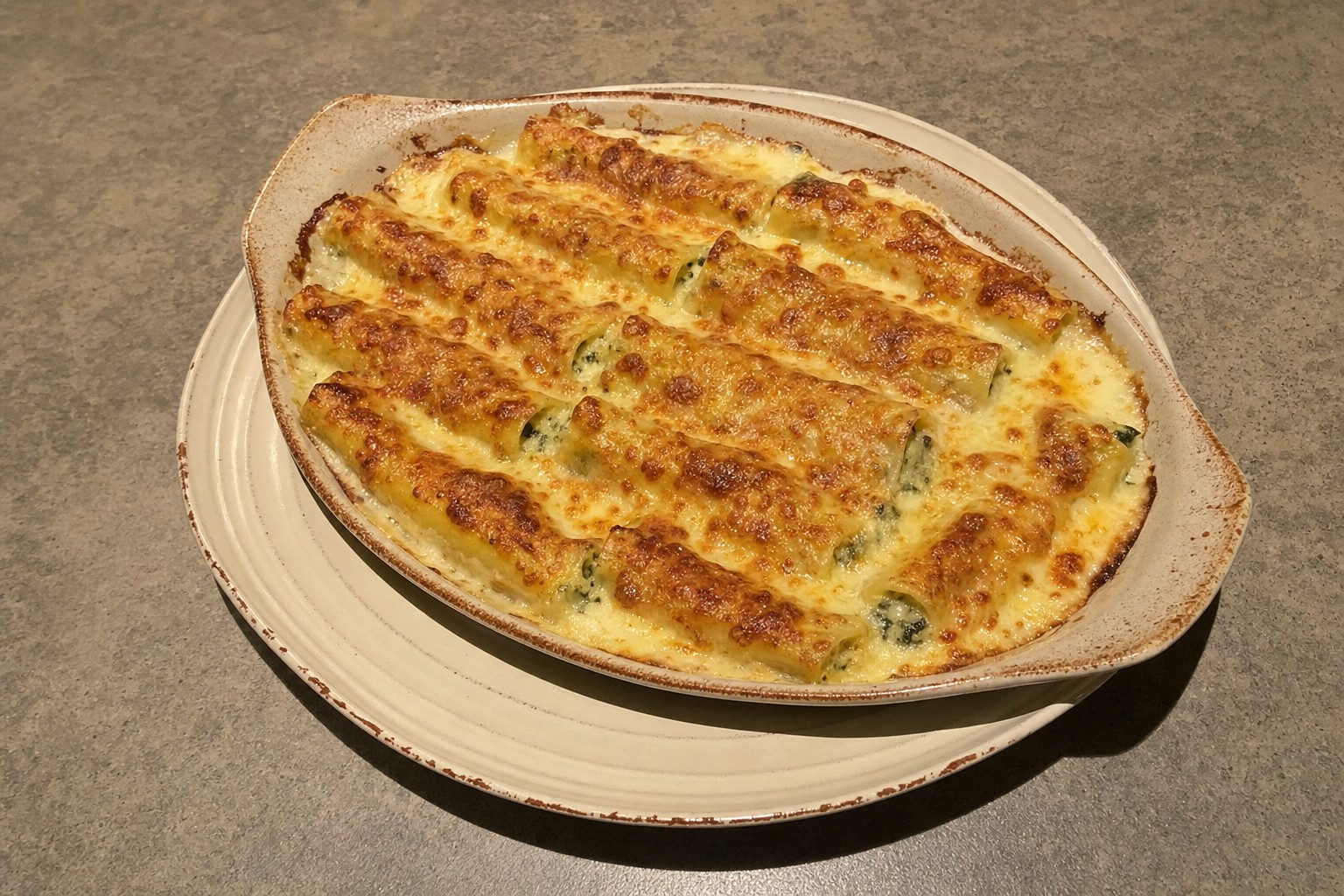 Cannelloni de Espinafres e Ricotta