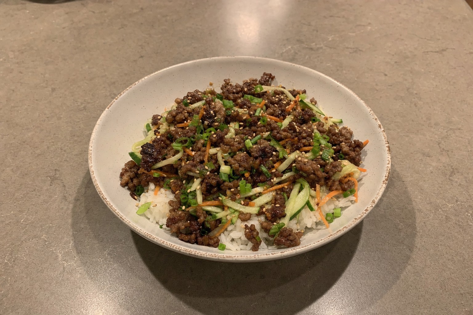 Bowl Coreano de Carne Picada Estilo Bulgogi
