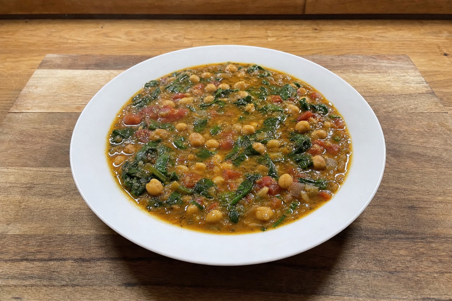 Sopa de grão com espinafres
