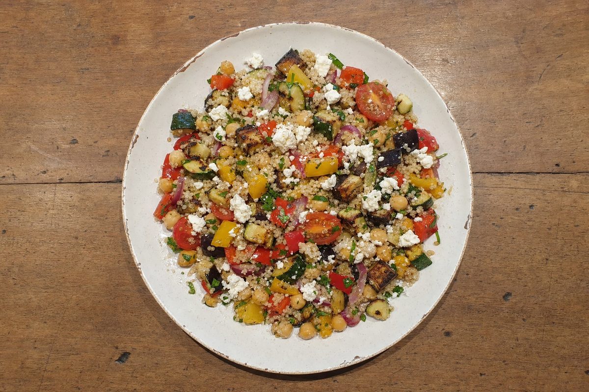 Salada de Quinoa com Legumes Assados