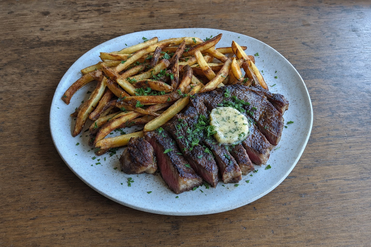 Bife com Batatas Fritas (Steak Frites)