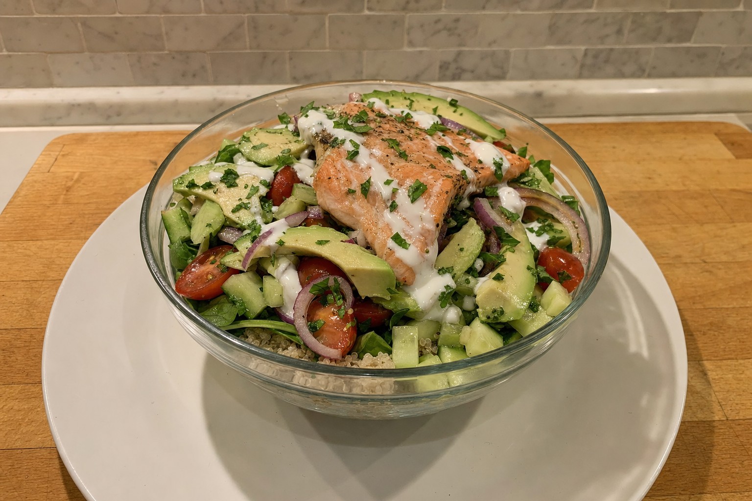 Taça de Salmão e Quinoa
