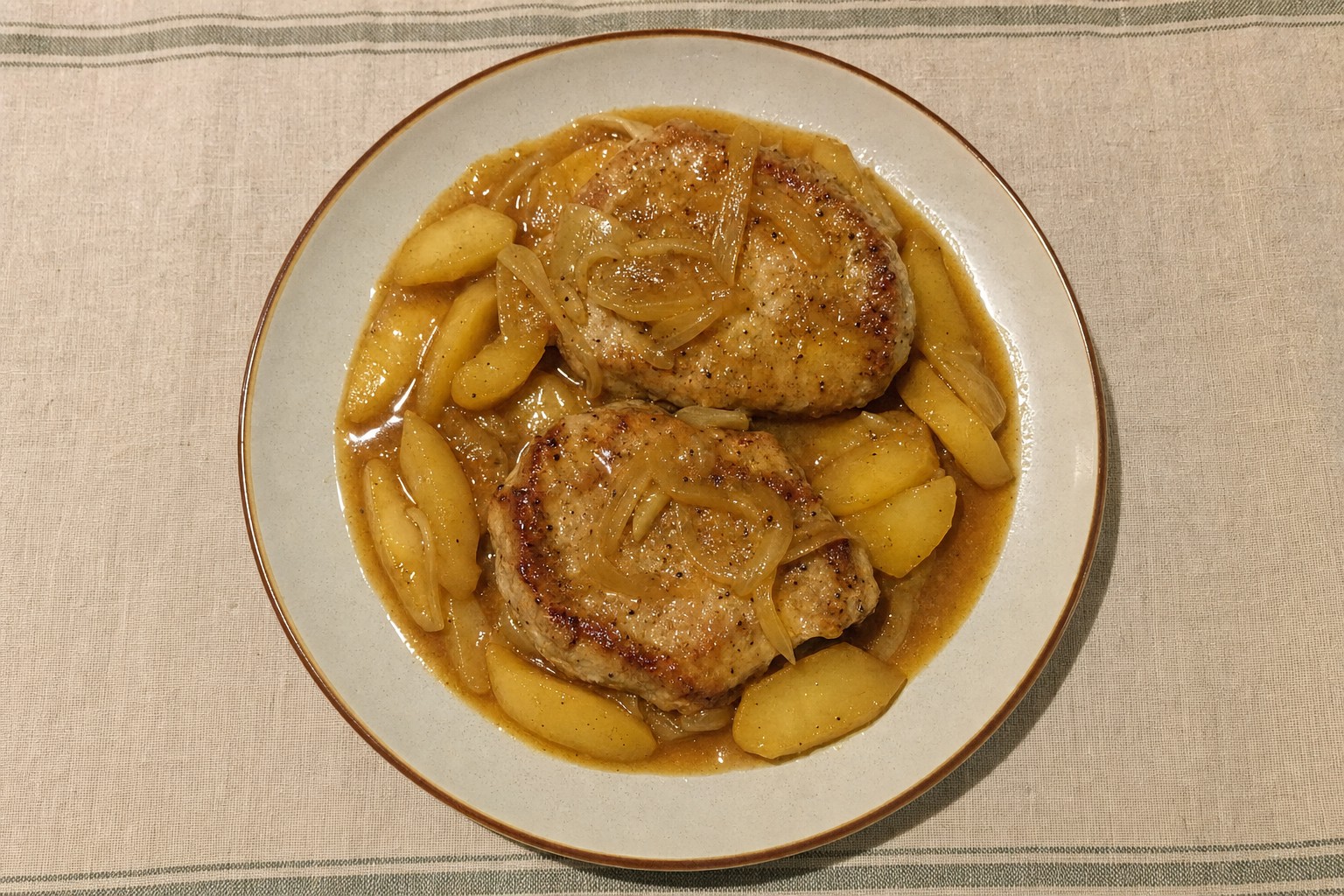 Costeletas de Porco com Maçã
